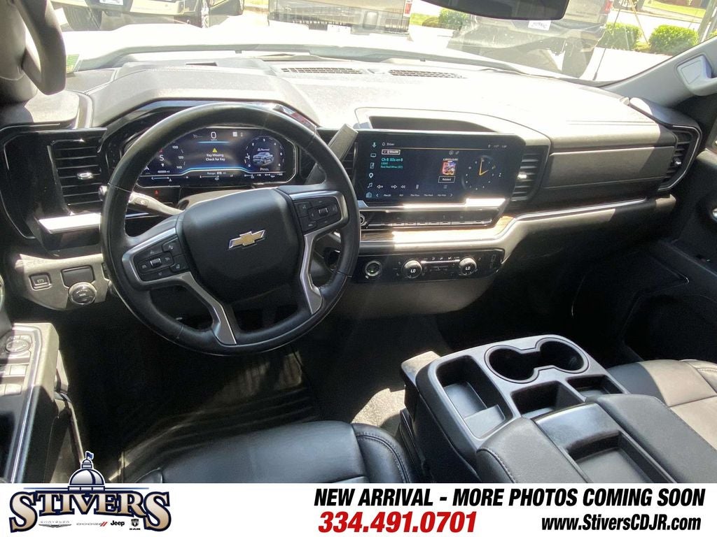2023 Chevrolet Silverado 1500 2WD Crew Cab Short Bed LT