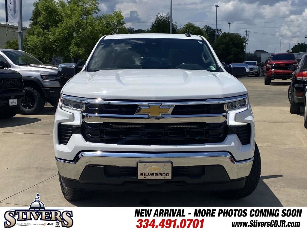 2023 Chevrolet Silverado 1500 2WD Crew Cab Short Bed LT