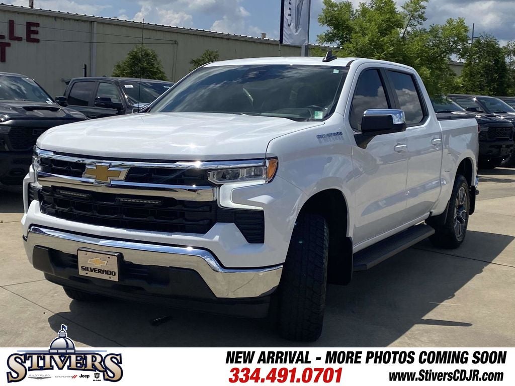 2023 Chevrolet Silverado 1500 2WD Crew Cab Short Bed LT