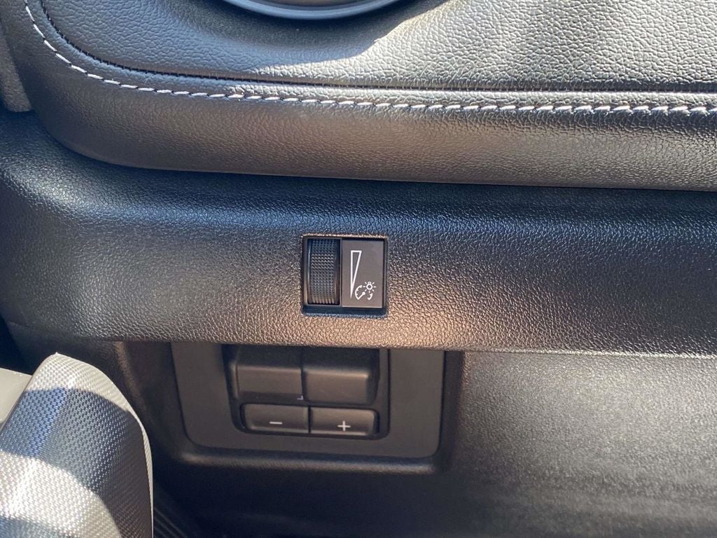 2023 Chevrolet Colorado 4WD Crew Cab Short Box LT