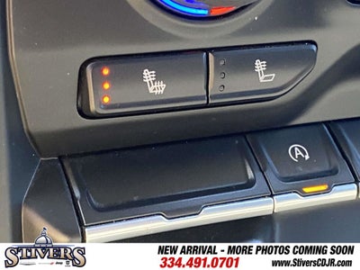 2022 Chevrolet Silverado 1500 LTD 4WD Crew Cab Short Bed LT with 2FL