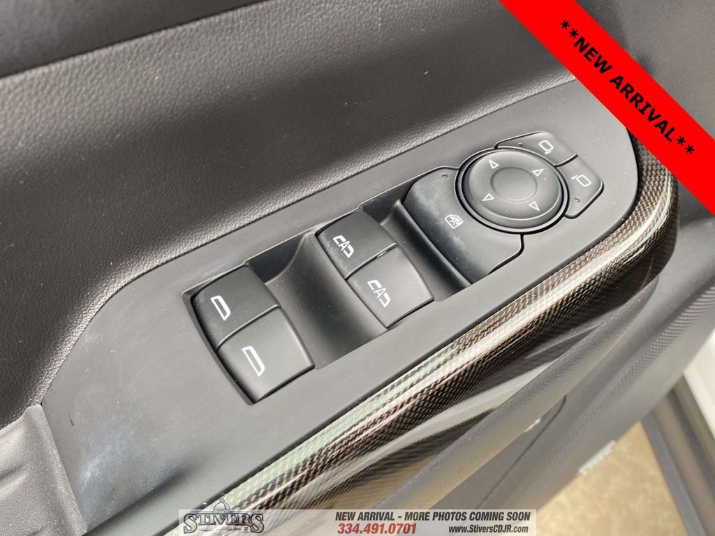 2023 GMC Acadia AWD AT4