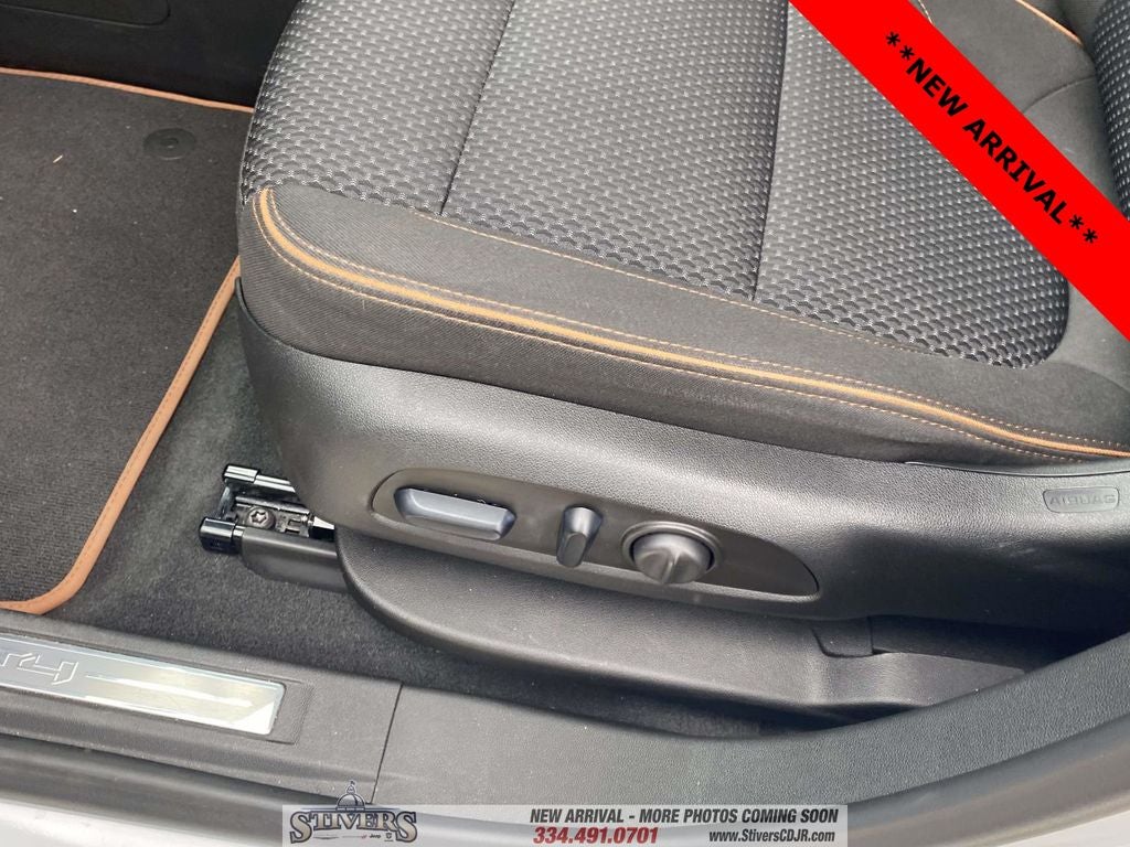 2023 GMC Acadia AWD AT4