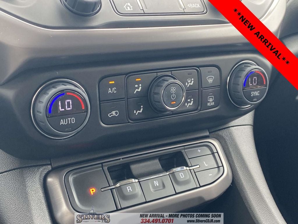 2023 GMC Acadia AWD AT4