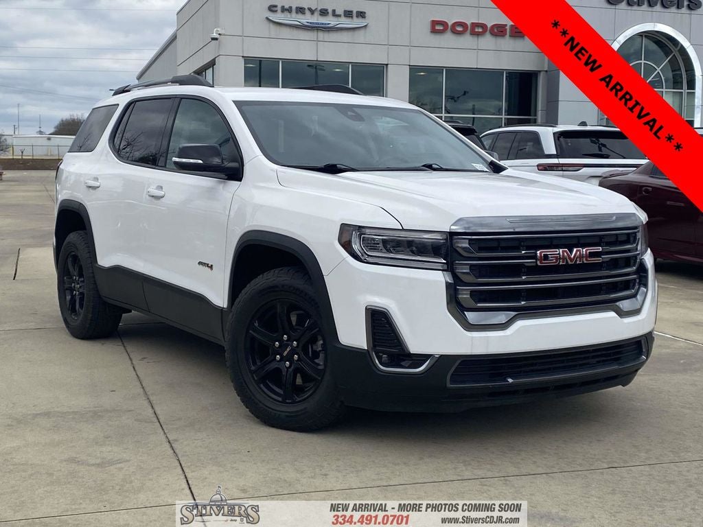 2023 GMC Acadia AWD AT4