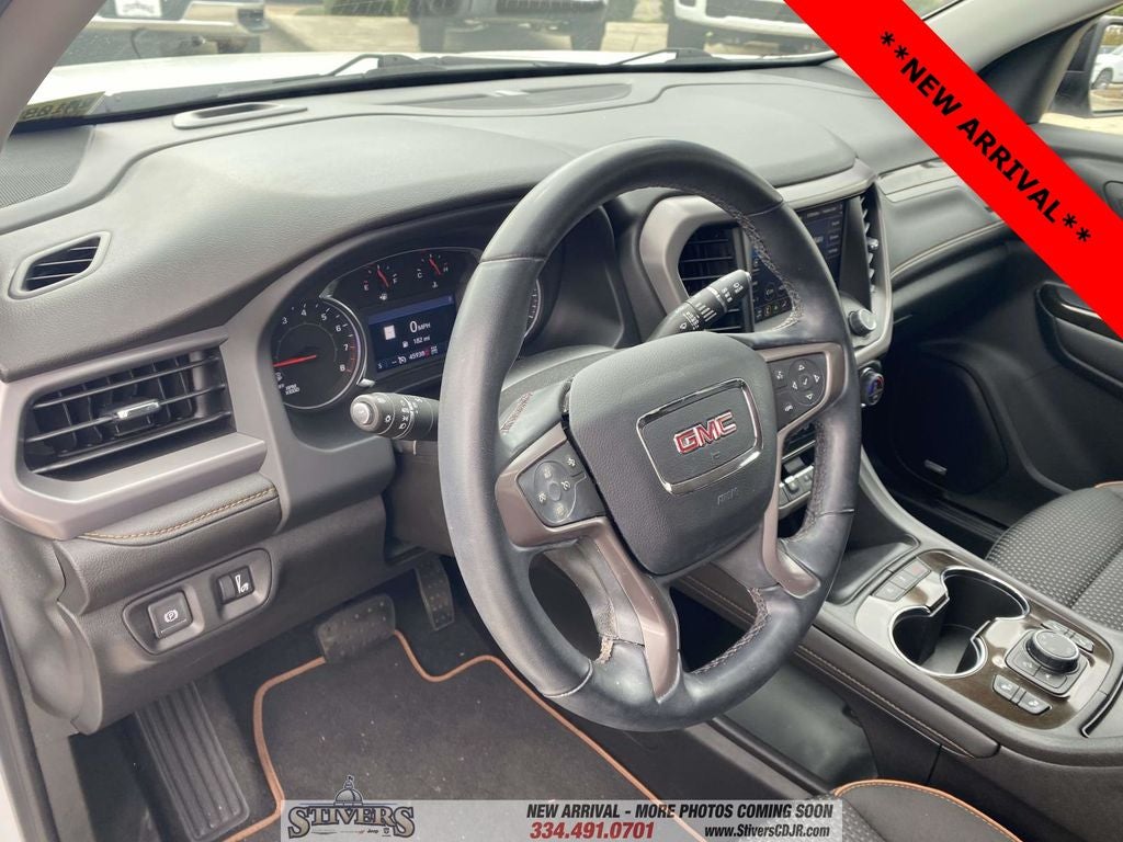 2023 GMC Acadia AWD AT4