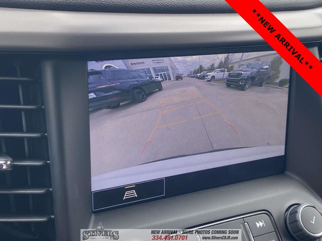 2023 GMC Acadia AWD AT4