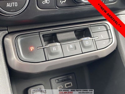 2023 GMC Acadia AWD AT4