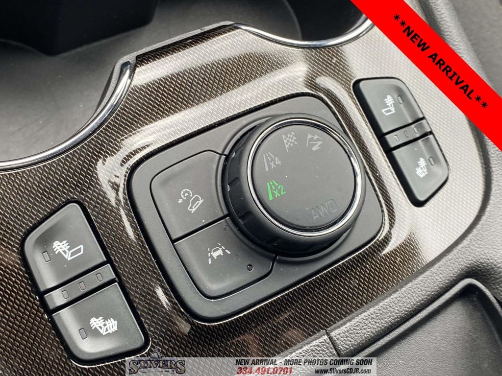 2023 GMC Acadia AWD AT4