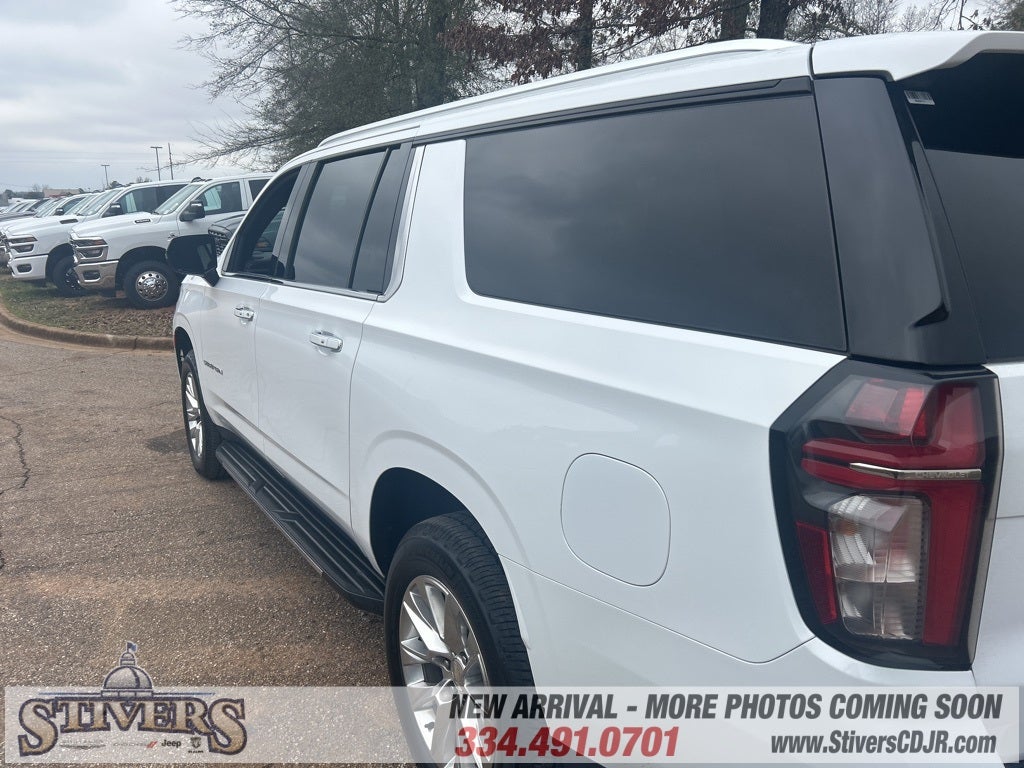 2023 Chevrolet Suburban 2WD Premier