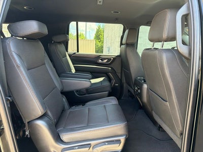 2022 Chevrolet Suburban 4WD High Country