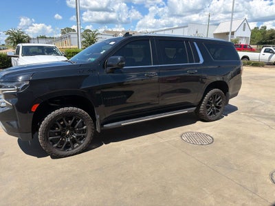 2022 Chevrolet Suburban 4WD High Country