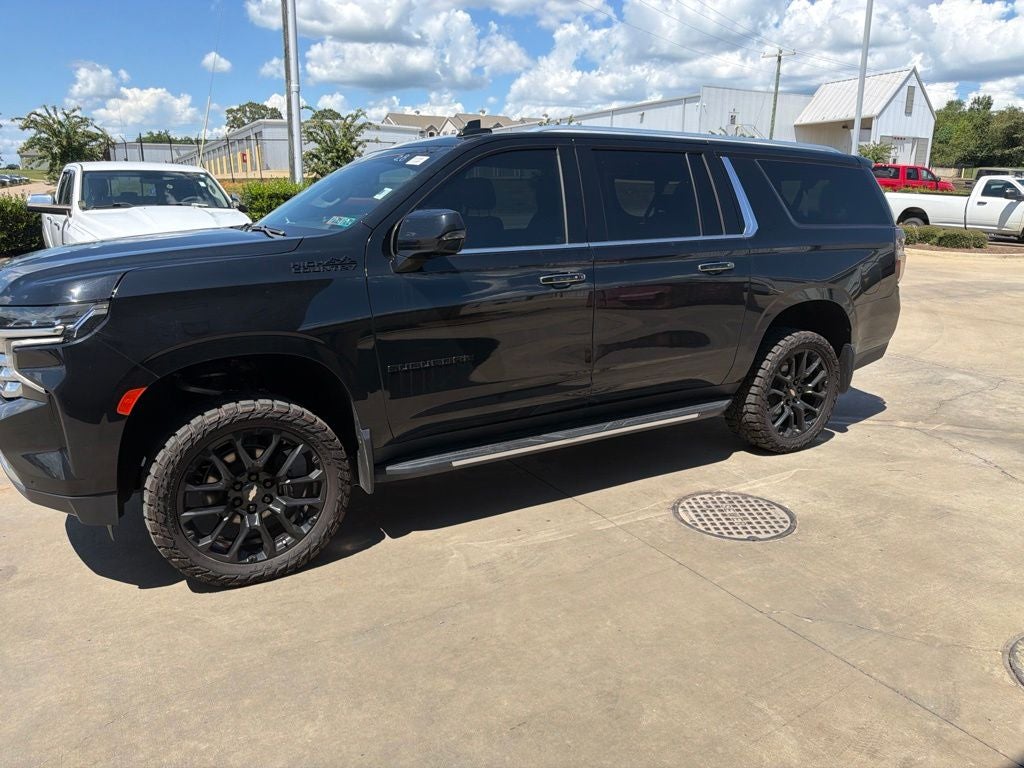 2022 Chevrolet Suburban 4WD High Country