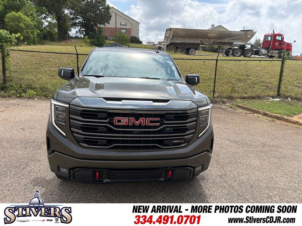 2024 GMC Sierra 1500 AT4