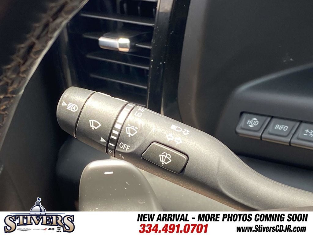 2024 GMC Sierra 1500 4WD Crew Cab Short Box AT4