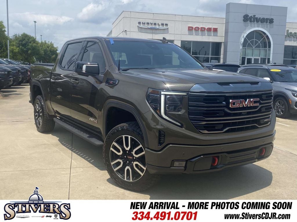 2024 GMC Sierra 1500 4WD Crew Cab Short Box AT4