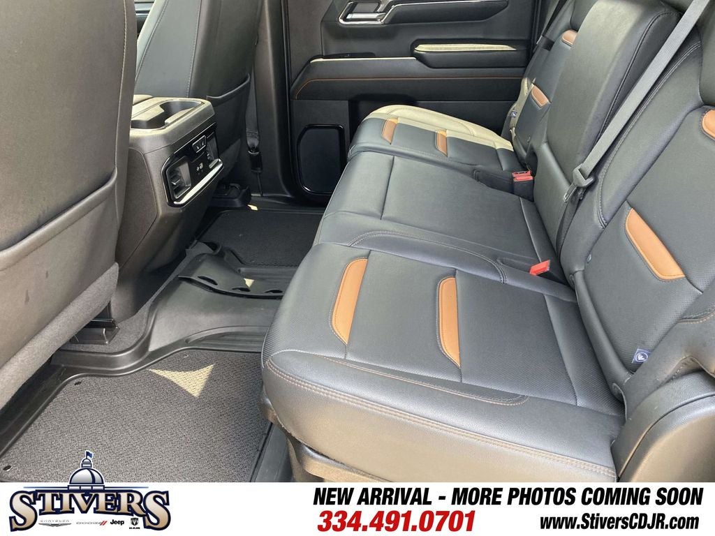 2024 GMC Sierra 1500 4WD Crew Cab Short Box AT4