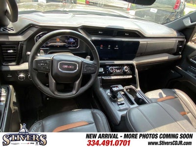 2024 GMC Sierra 1500 4WD Crew Cab Short Box AT4