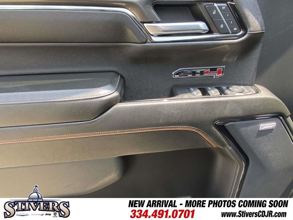 2024 GMC Sierra 1500 4WD Crew Cab Short Box AT4