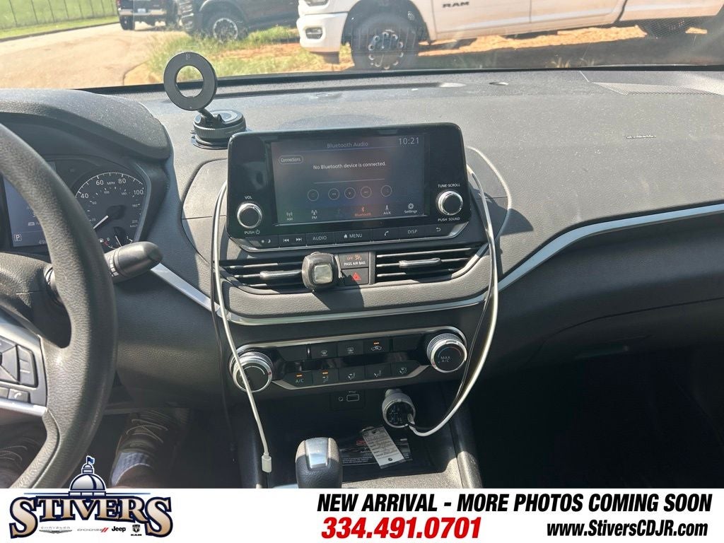 2022 Nissan Altima S FWD