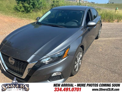 2022 Nissan Altima S FWD