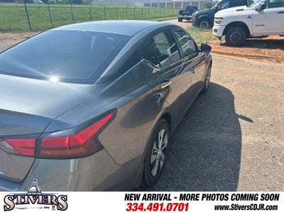 2022 Nissan Altima S FWD