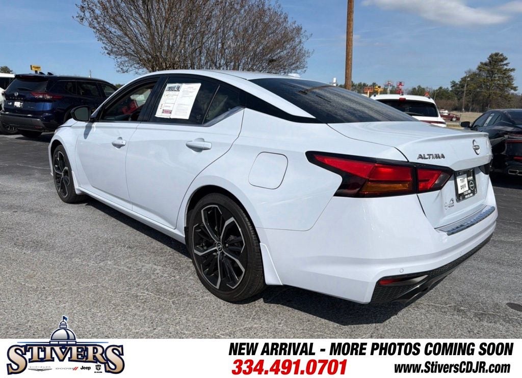 2023 Nissan Altima SR FWD