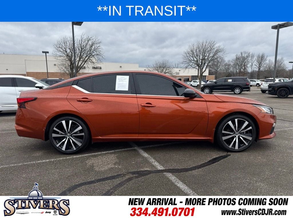 2022 Nissan Altima SR FWD