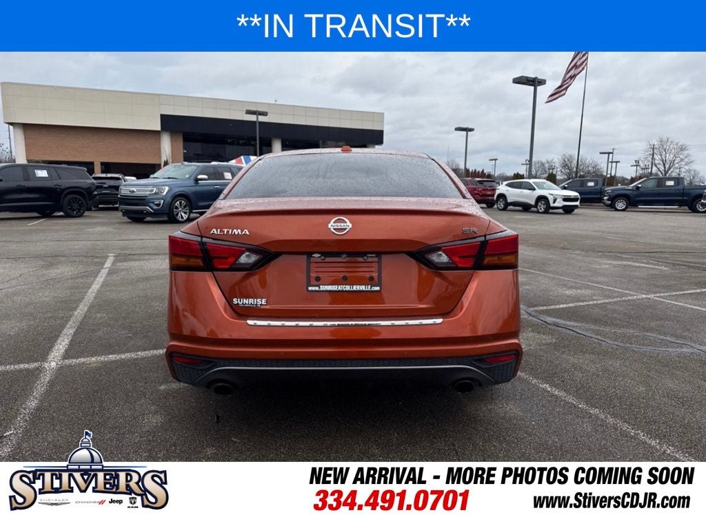 2022 Nissan Altima SR FWD