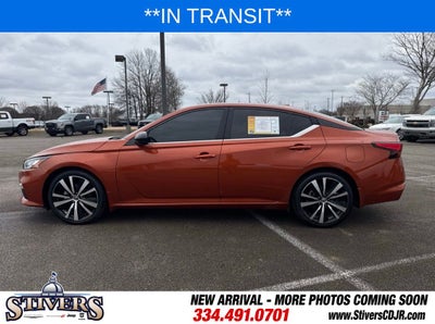 2022 Nissan Altima SR FWD