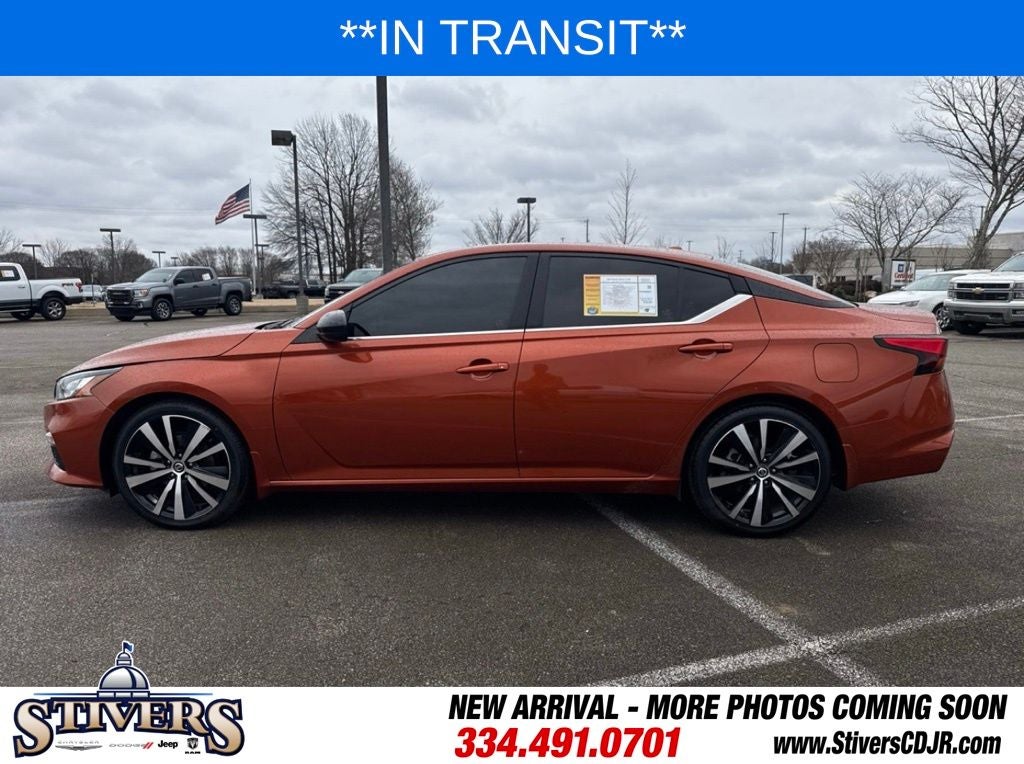 2022 Nissan Altima SR FWD