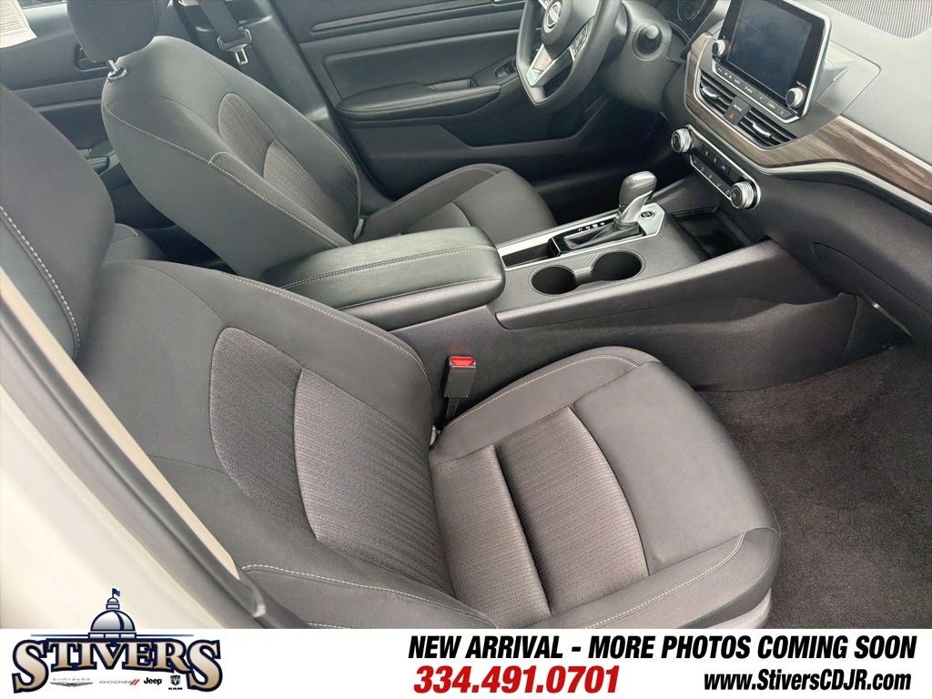 2025 Nissan Altima SV FWD