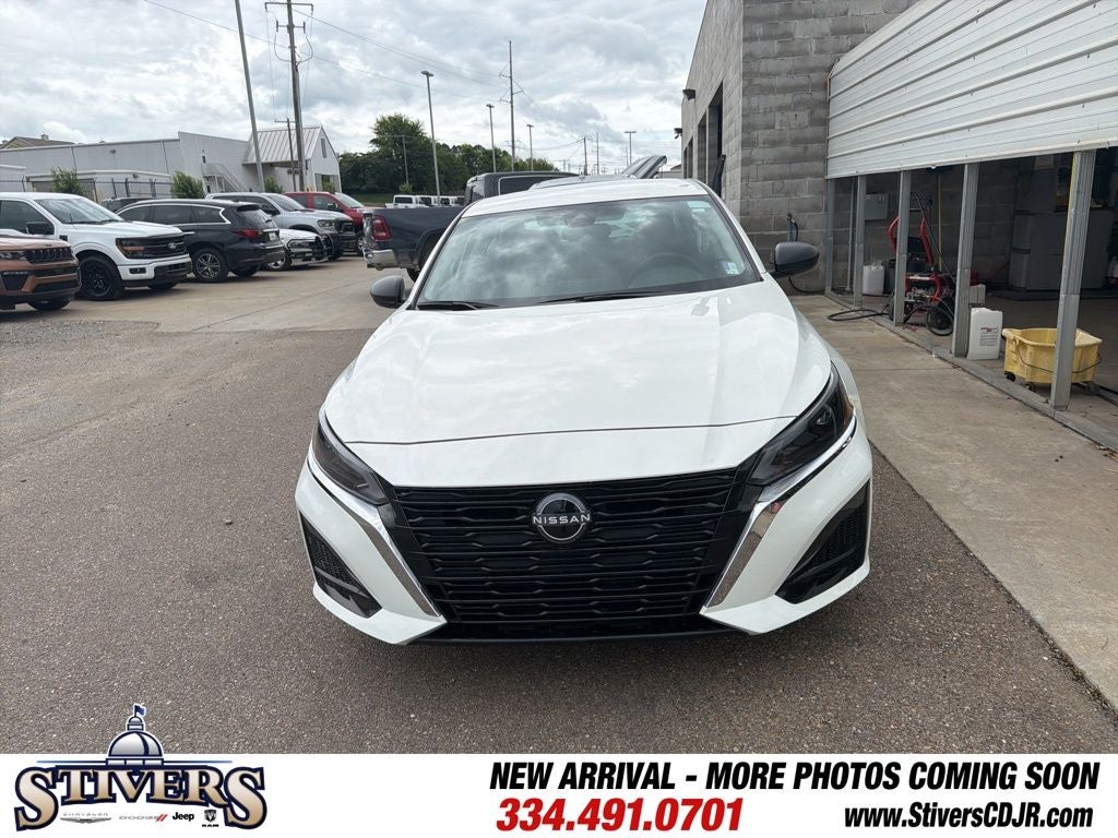 2025 Nissan Altima SV FWD