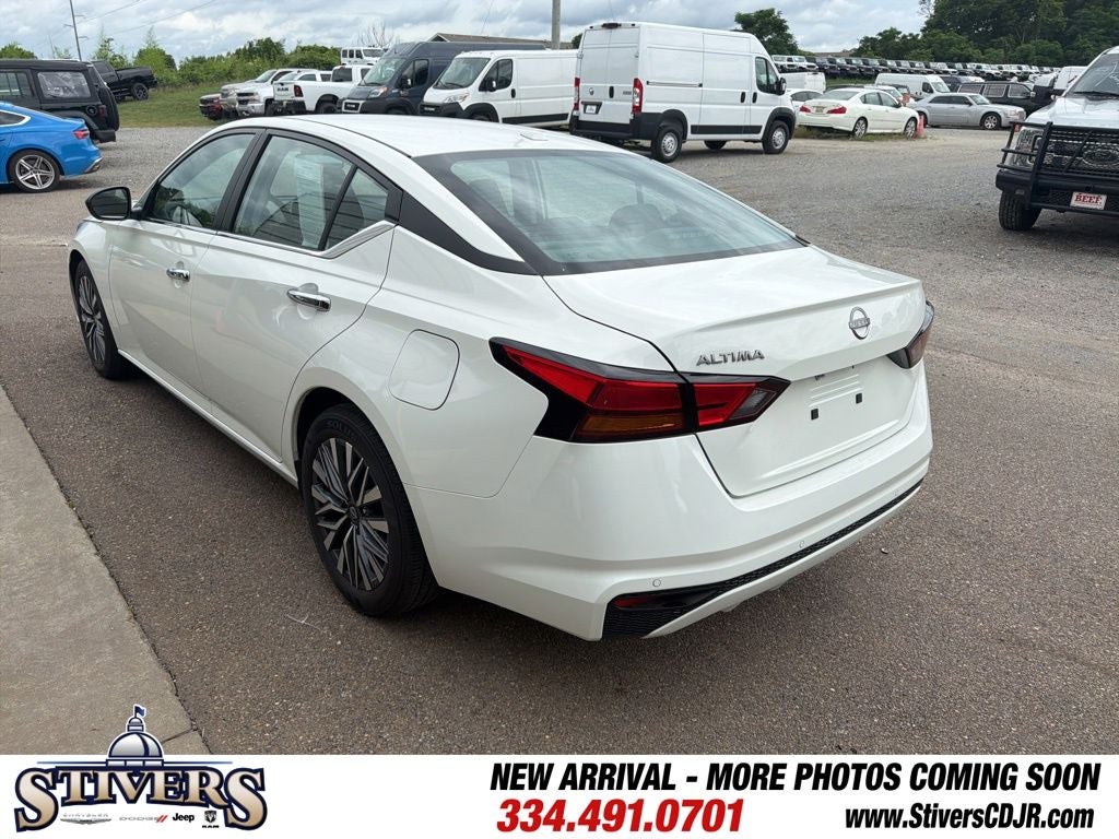 2025 Nissan Altima SV FWD