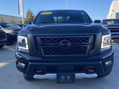 2024 Nissan TITAN Crew Cab PRO-4X 4x4