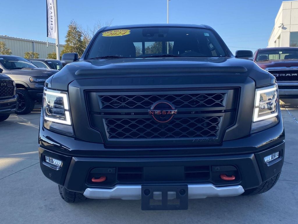 2024 Nissan TITAN Crew Cab PRO-4X 4x4