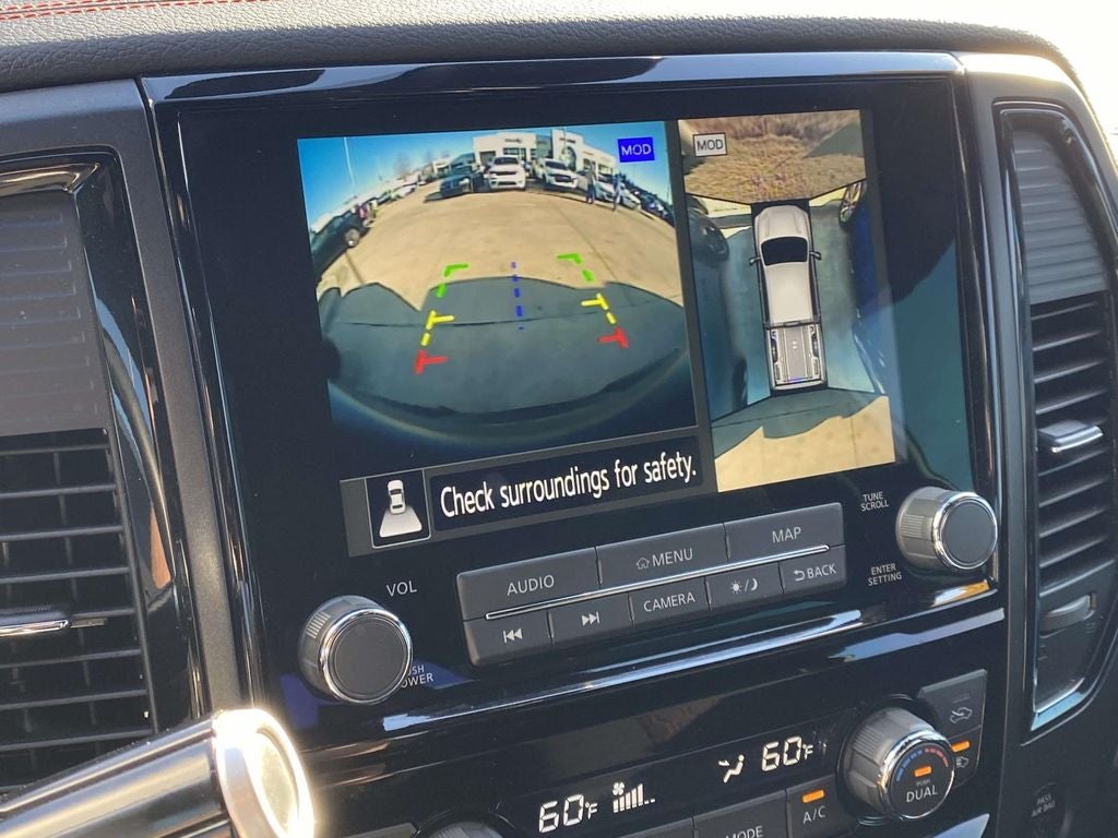 2024 Nissan TITAN Crew Cab PRO-4X 4x4