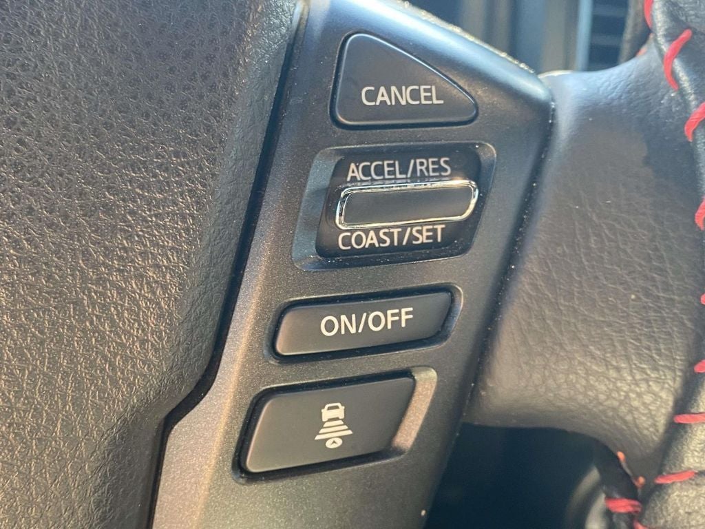 2024 Nissan TITAN Crew Cab PRO-4X 4x4