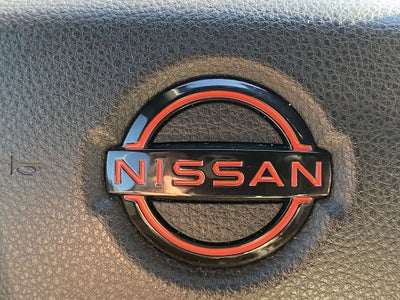 2024 Nissan TITAN Crew Cab PRO-4X 4x4