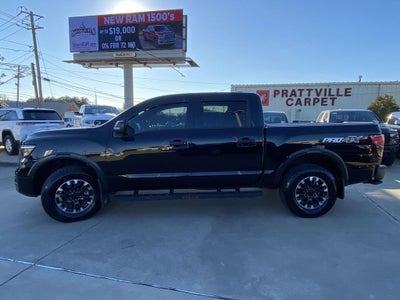 2024 Nissan TITAN Crew Cab PRO-4X 4x4