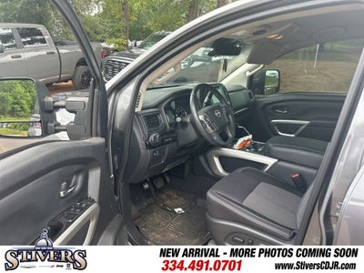 2023 Nissan TITAN Crew Cab SV 4x2