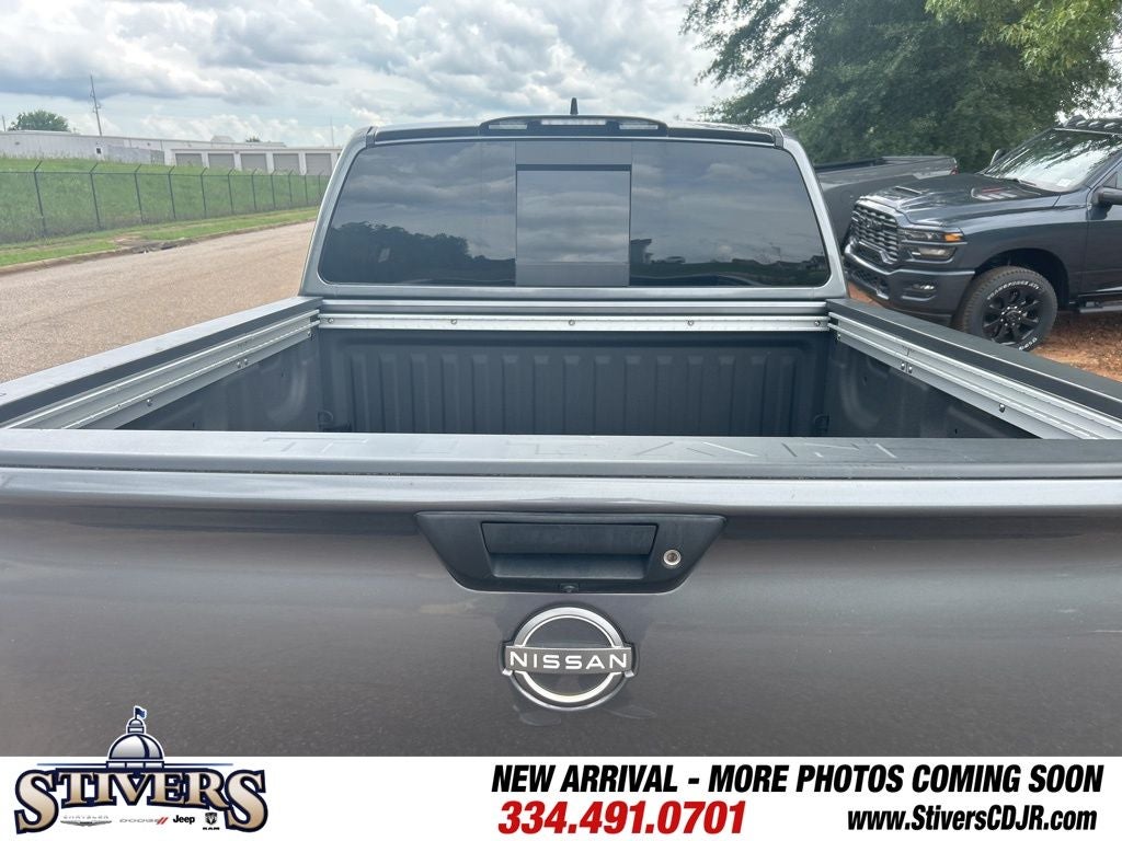 2023 Nissan TITAN Crew Cab SV 4x2