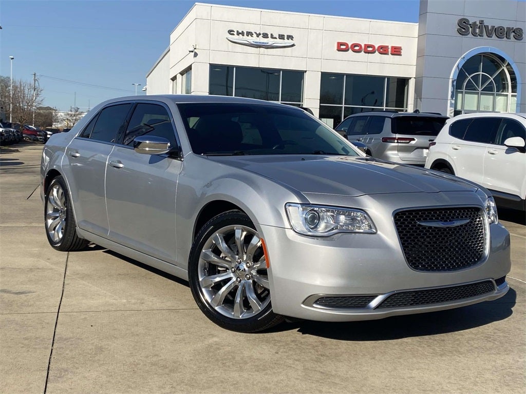 2020 Chrysler 300 Touring