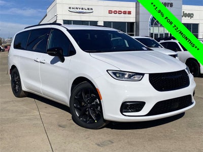 2026 Chrysler Pacifica PACIFICA SELECT