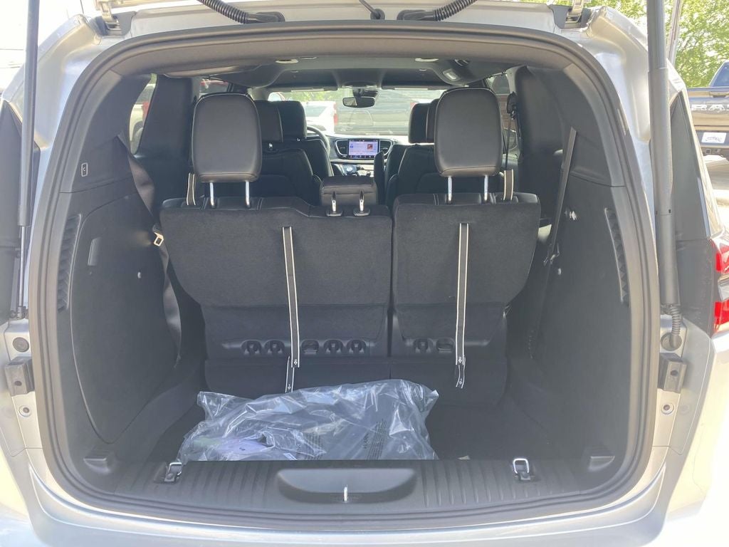 2026 Chrysler Pacifica PACIFICA SELECT