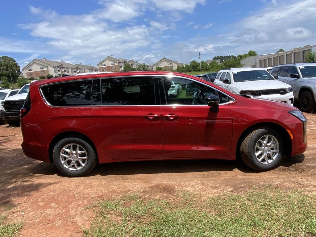 2027 Chrysler Pacifica PACIFICA SELECT