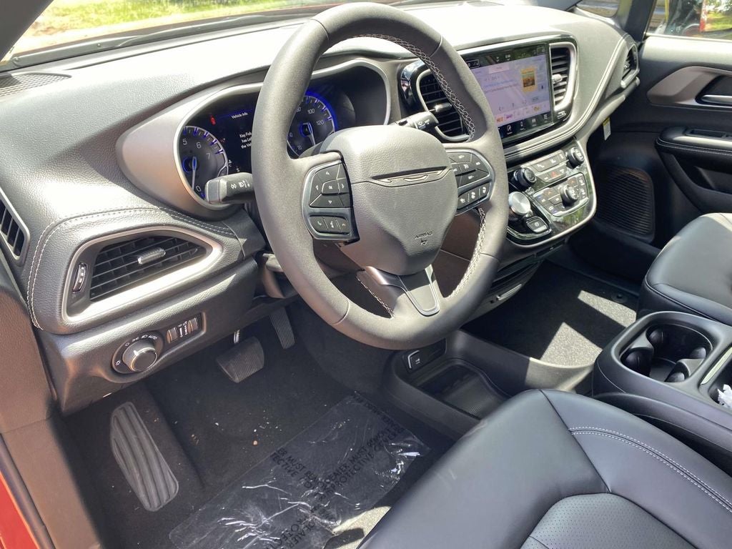 2027 Chrysler Pacifica PACIFICA SELECT