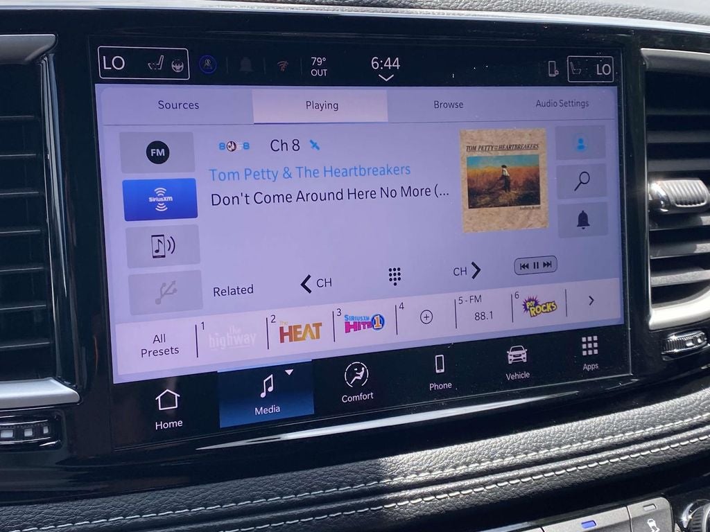 2027 Chrysler Pacifica PACIFICA SELECT