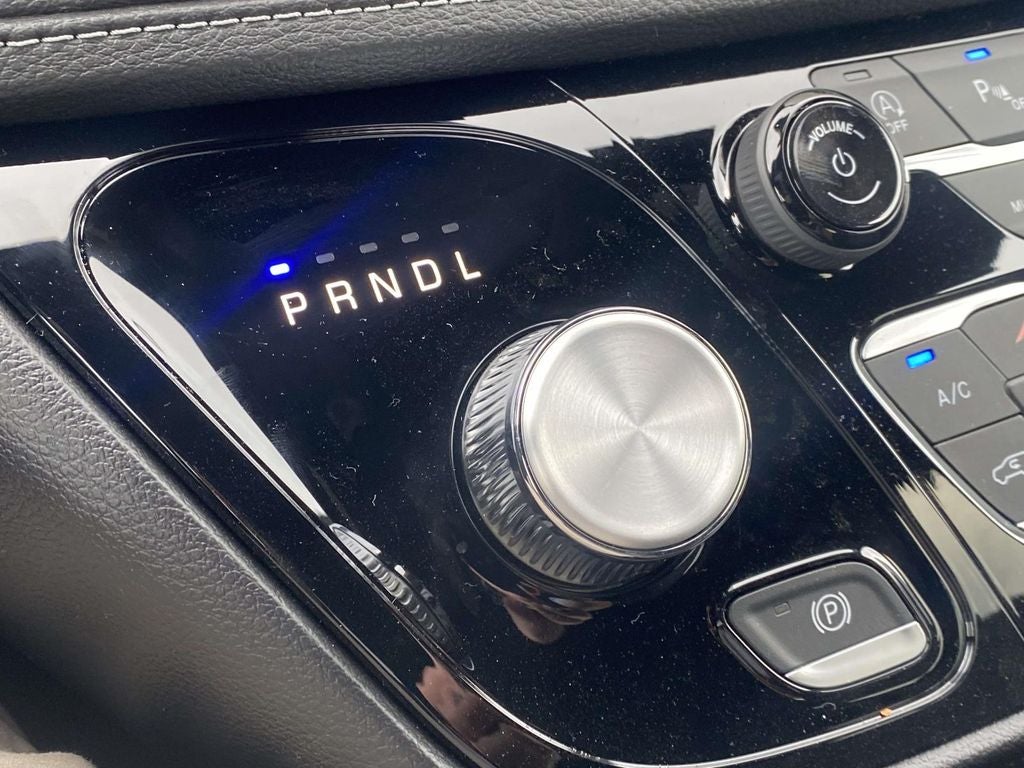 2027 Chrysler Pacifica PACIFICA SELECT