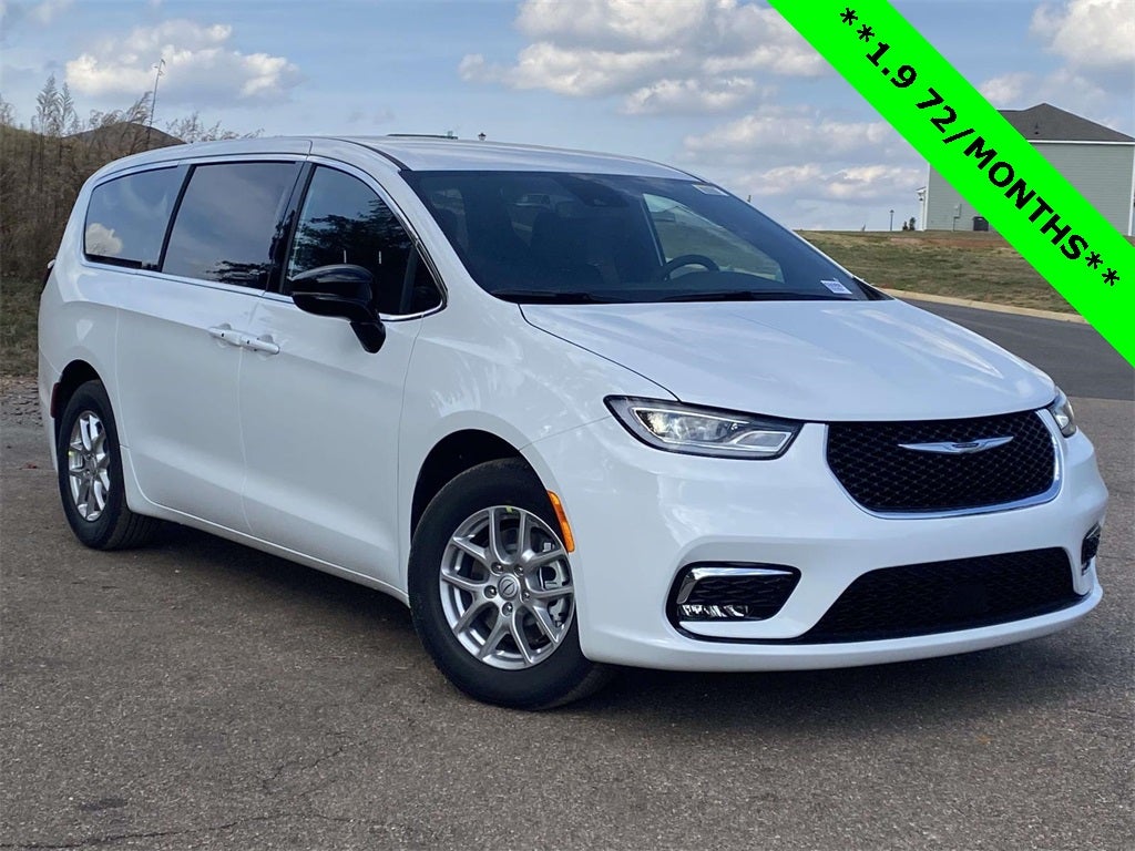 2026 Chrysler Pacifica PACIFICA SELECT